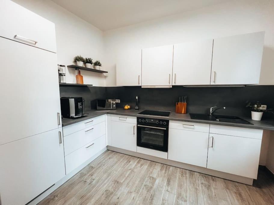 Lieblingsapartment No.10 Mit 2 Schlafzimmern Und Eigener Terrasse Rostock Kültér fotó